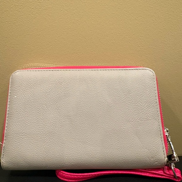 Betsey Johnson Kitsch Puppy Dog Face Zip Around Wristlet Wallet - Picture 2 of 8